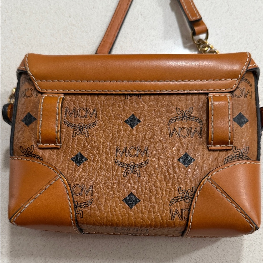 RARE FIND! Authentic MCM Brown and Gold Crossbody/Belt Bag - Picture 12 of 12